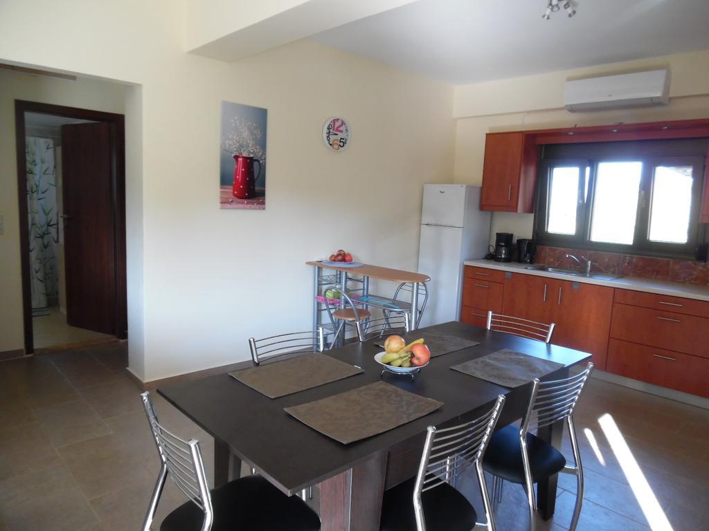 Artemis Appartments Pitsidia Ngoại thất bức ảnh